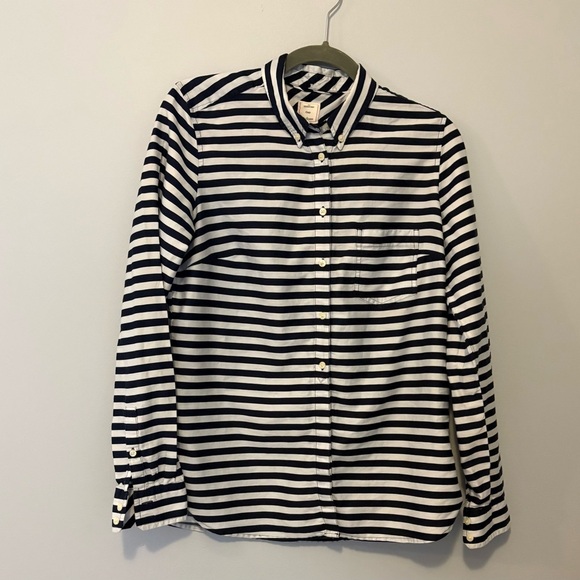 Gap Women’s M Tailored Horizontal Striped Shirt blue Silver Classic - Picture 1 of 8